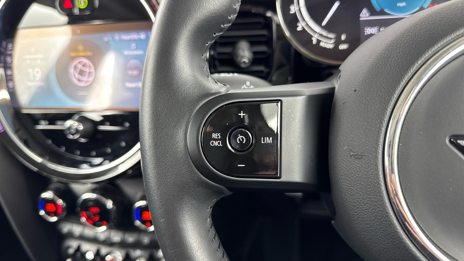 Used MINI Hatch 2023 for sale - 78012570: Photo 17