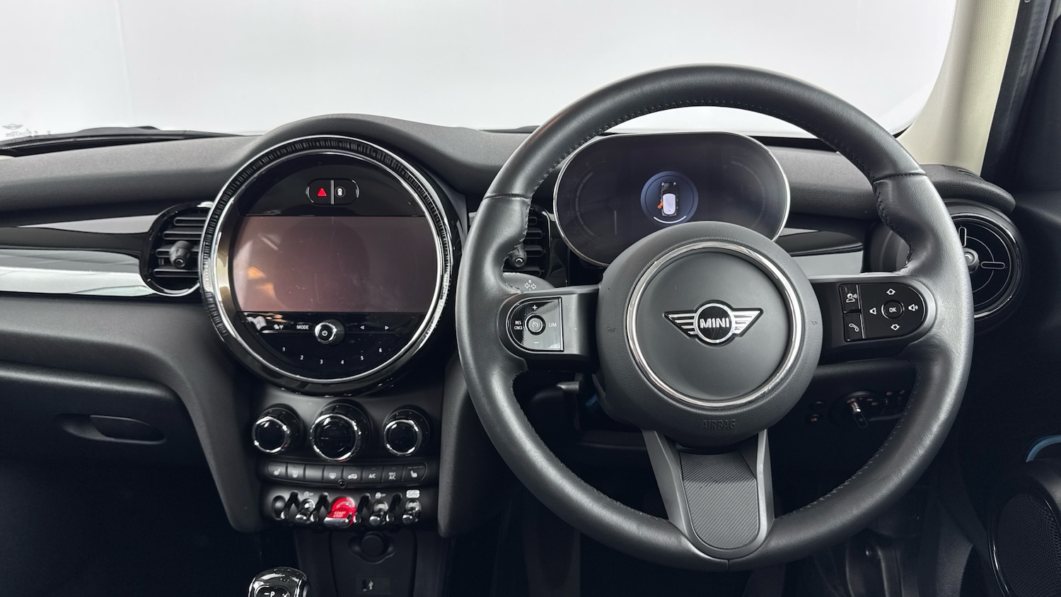 Used MINI Hatch 2023 for sale - 78012570: Photo 5