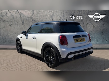 Used MINI Hatch 2024 for sale - 78734119: Photo