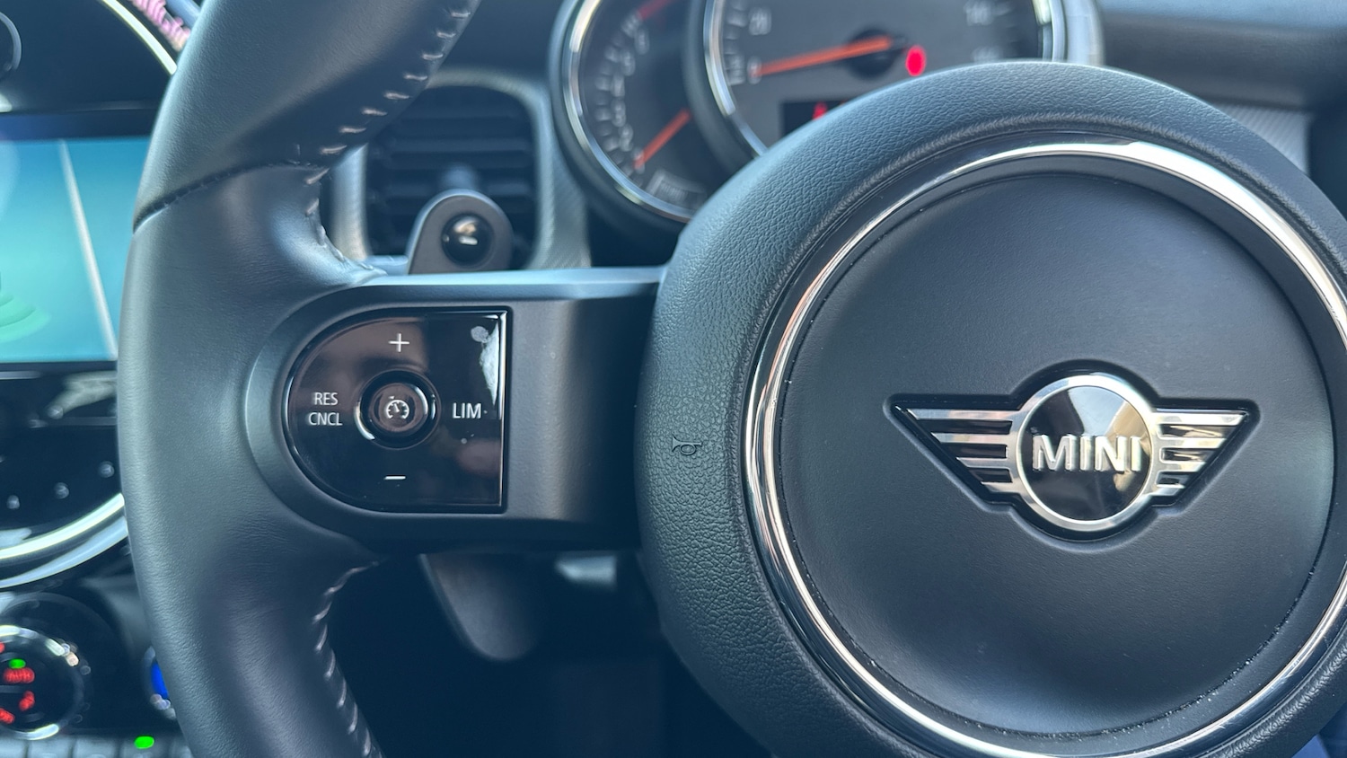 Used MINI Hatch 2022 for sale - 77136820: Photo 17