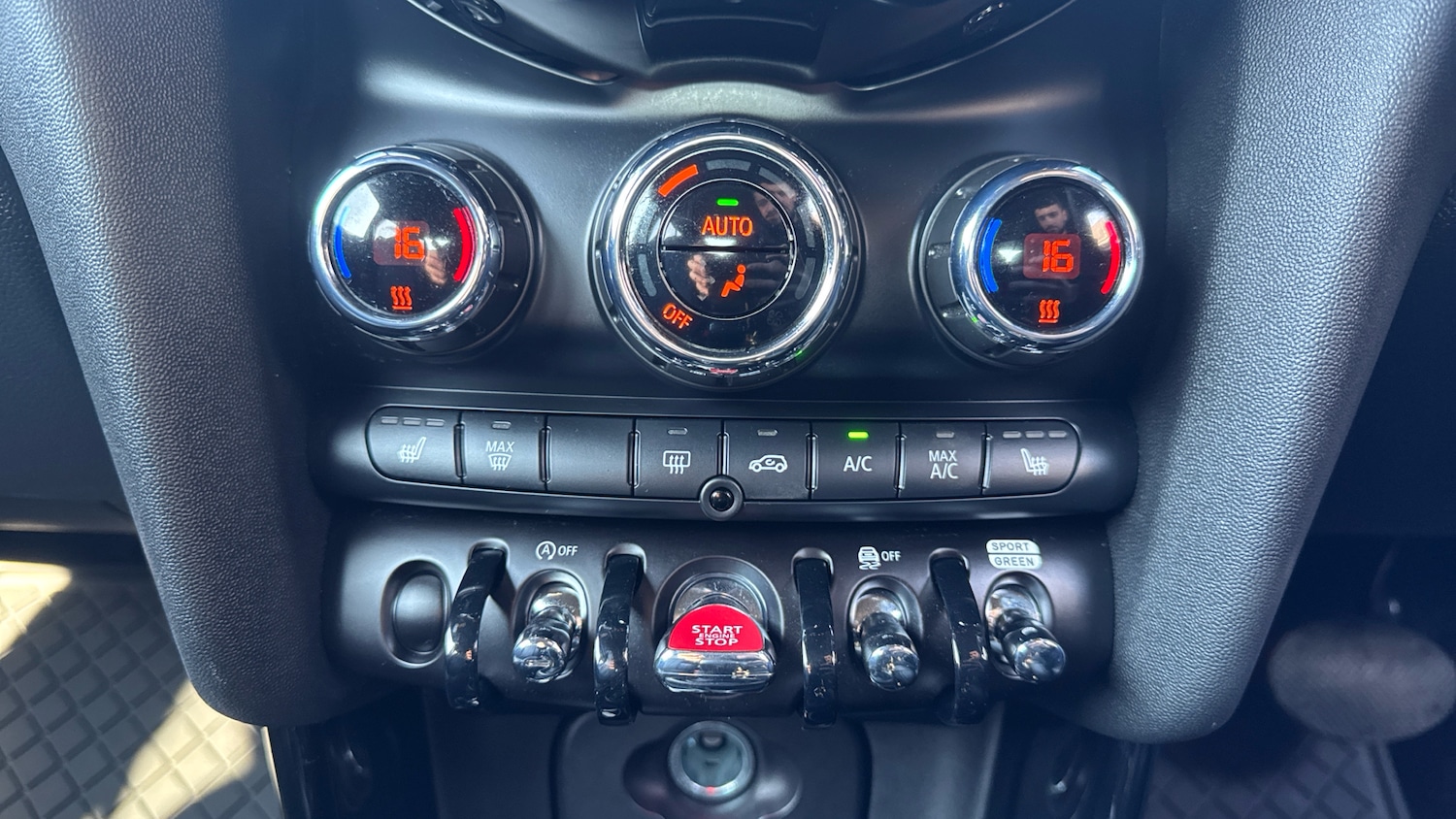 Used MINI Hatch 2022 for sale - 77136820: Photo 53