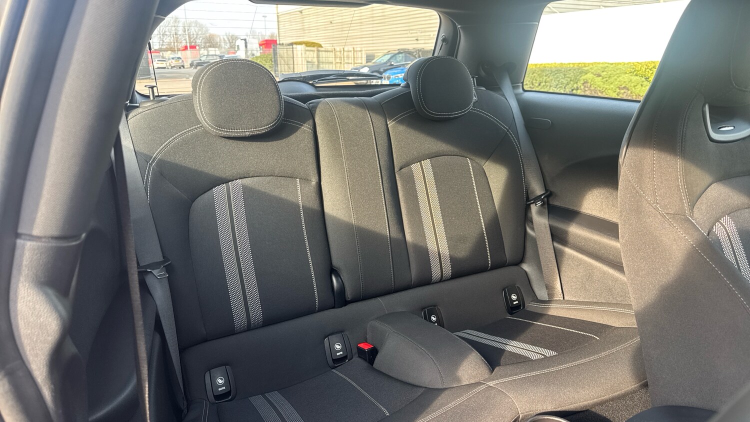 Used MINI Hatch 2019 for sale - 77979840: Photo 12