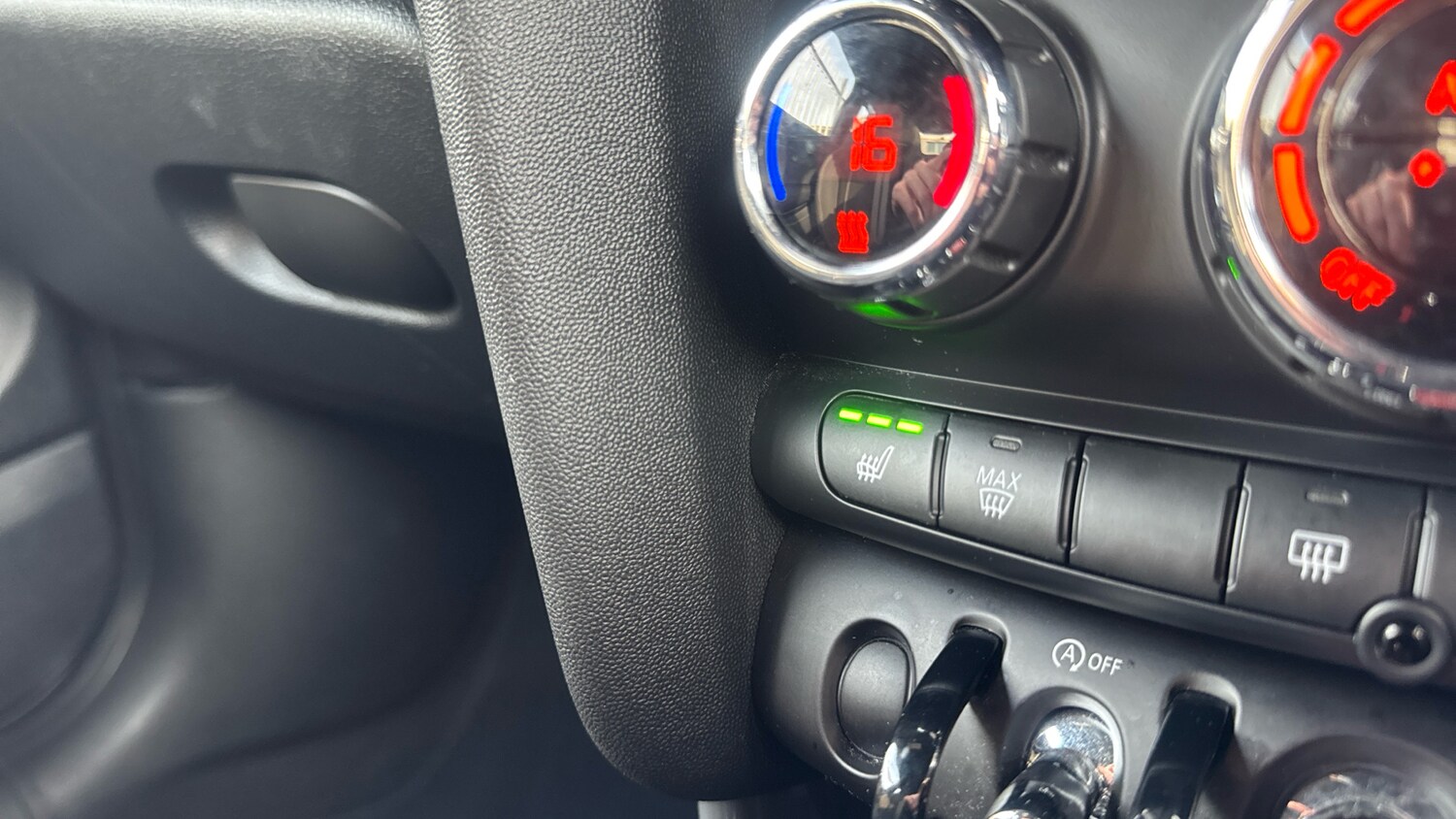 Used MINI Hatch 2019 for sale - 77979840: Photo 50