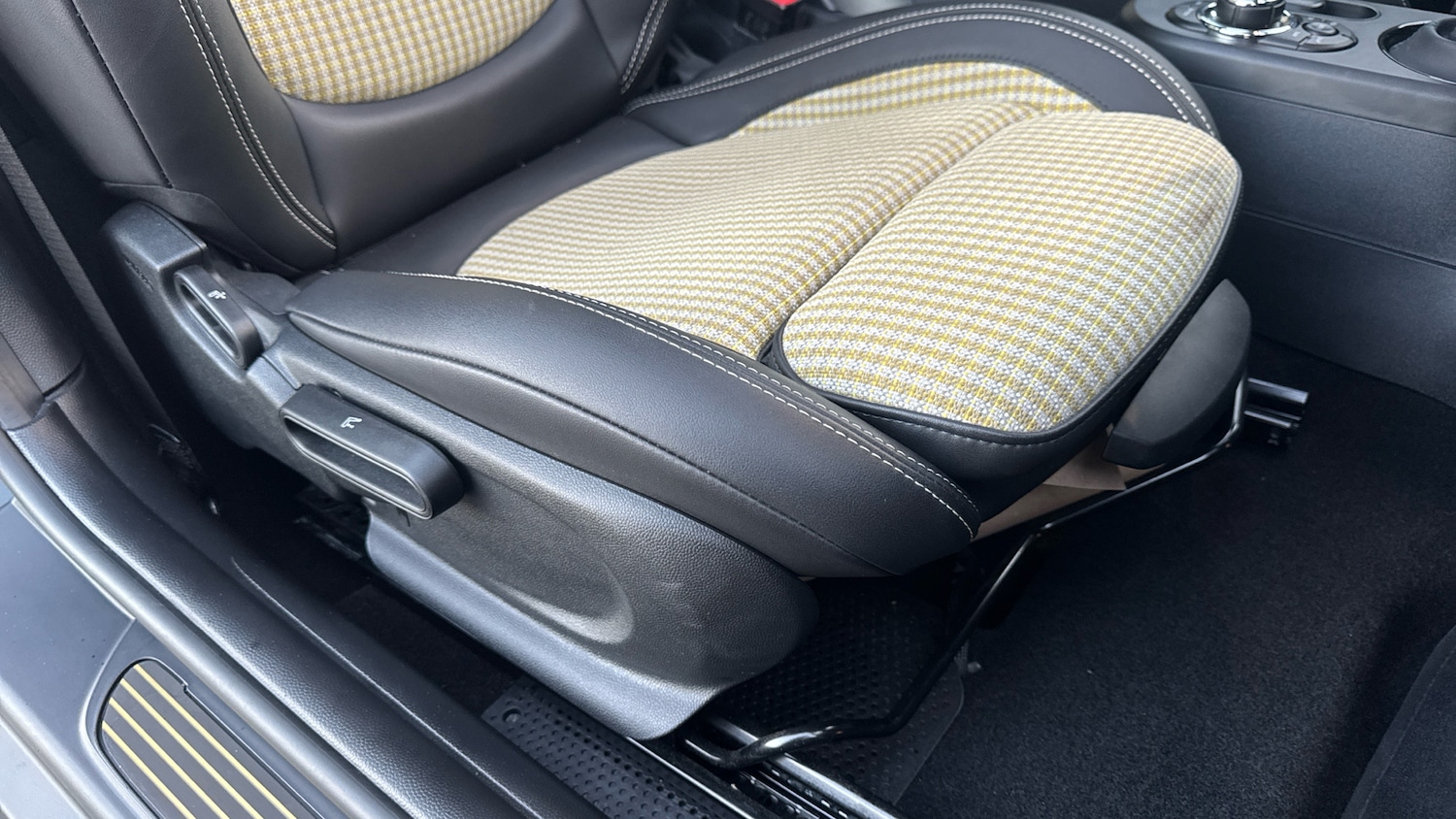 Used MINI Hatch 2023 for sale - 77011874: Photo 30