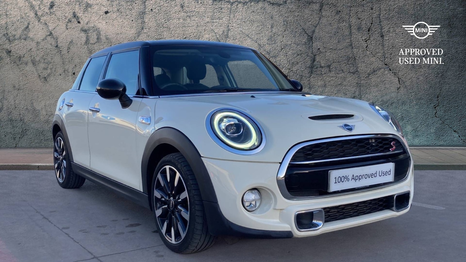 Used MINI Hatch 2019 for sale - 76627795: Photo 1