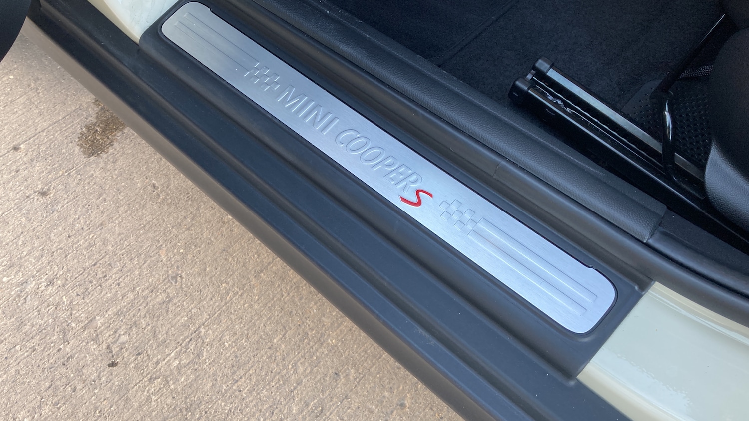 Used MINI Hatch 2019 for sale - 76627795: Photo 34