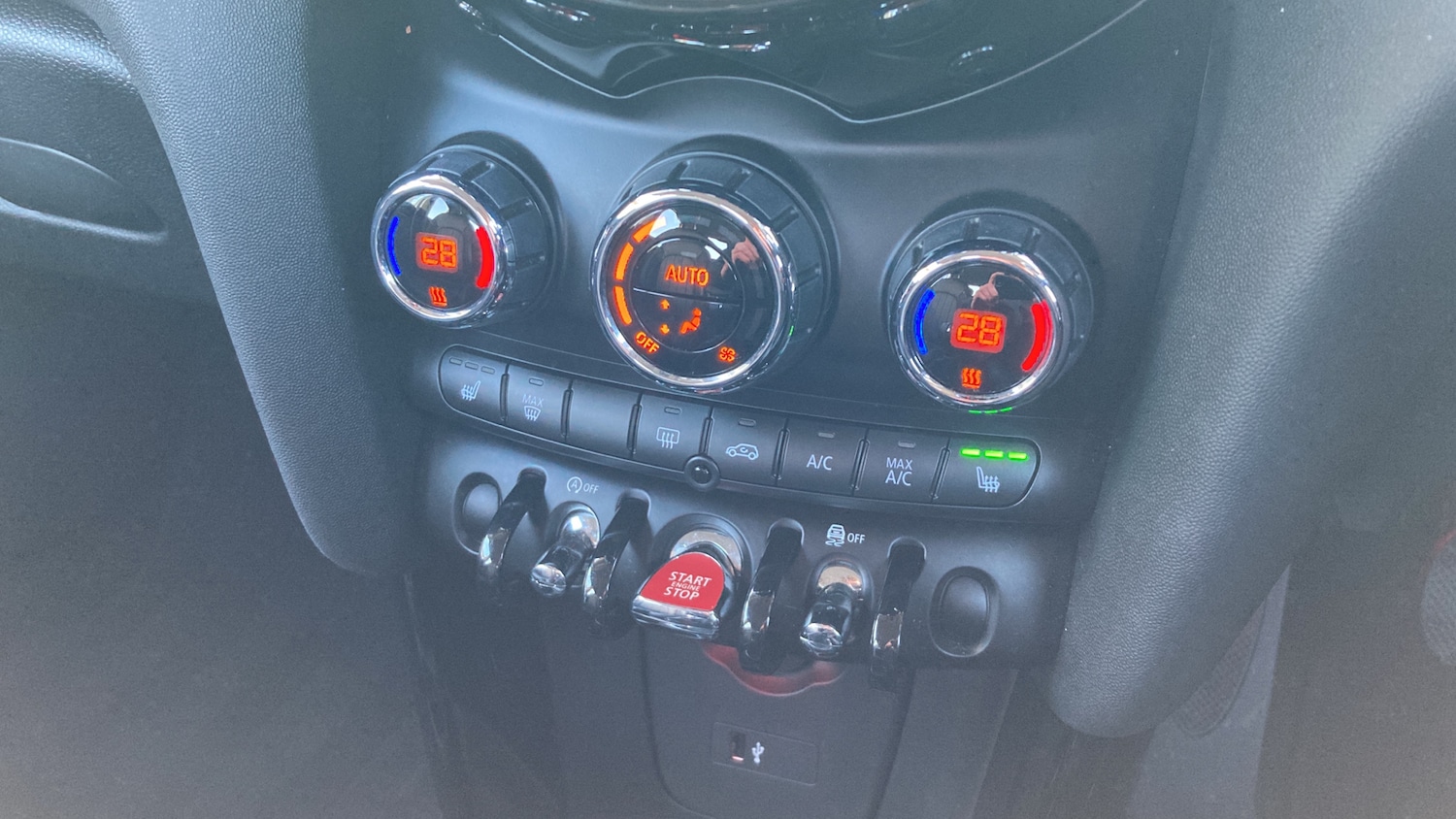 Used MINI Hatch 2019 for sale - 76627795: Photo 38