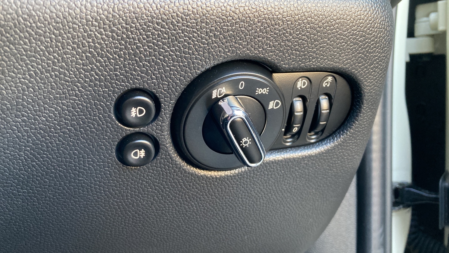 Used MINI Hatch 2019 for sale - 76627795: Photo 44