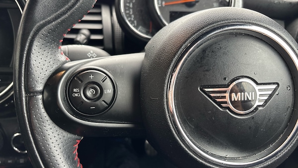 Used MINI Hatch 2019 for sale - 76222141: Photo 17