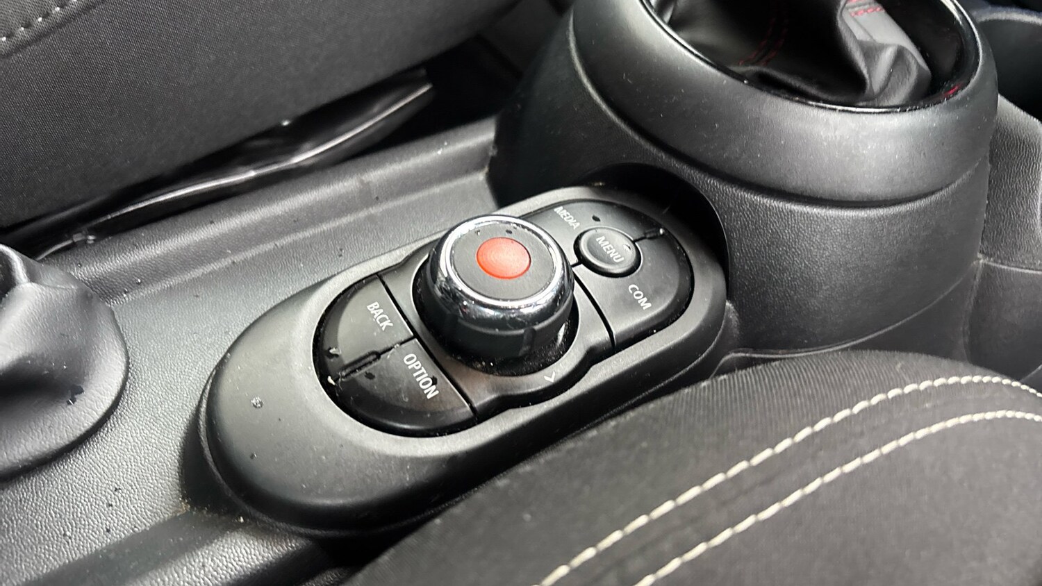 Used MINI Hatch 2019 for sale - 76222141: Photo 19