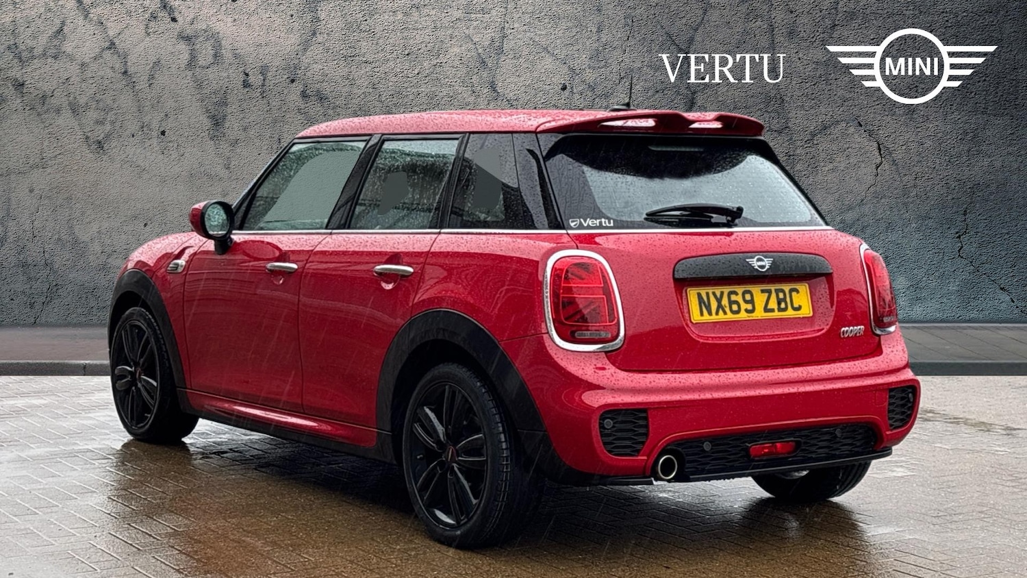 Used MINI Hatch 2019 for sale - 76222141: Photo 2