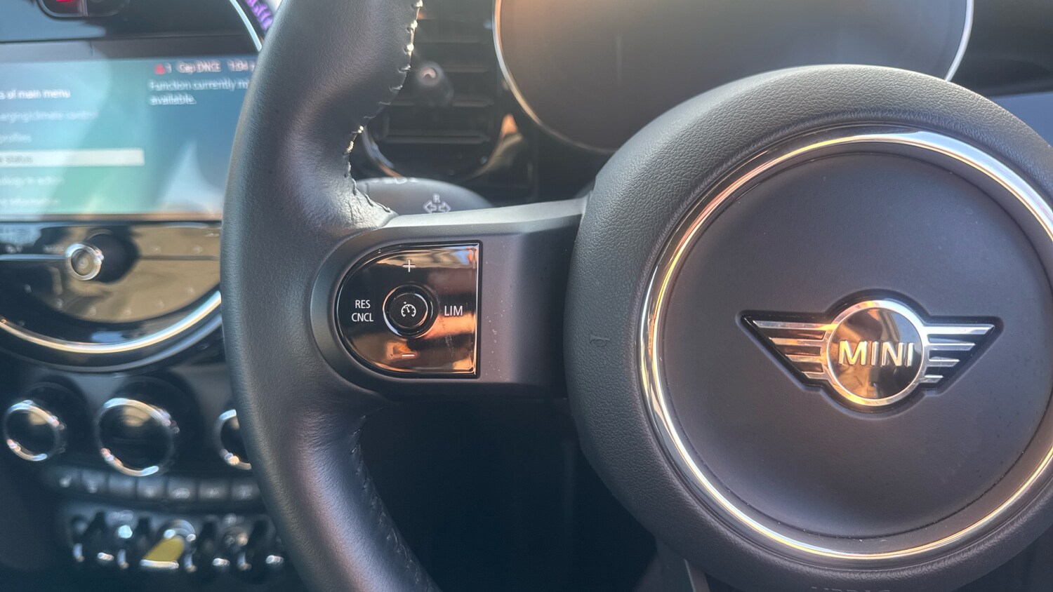 Used MINI Hatch 2022 for sale - 76807004: Photo 17