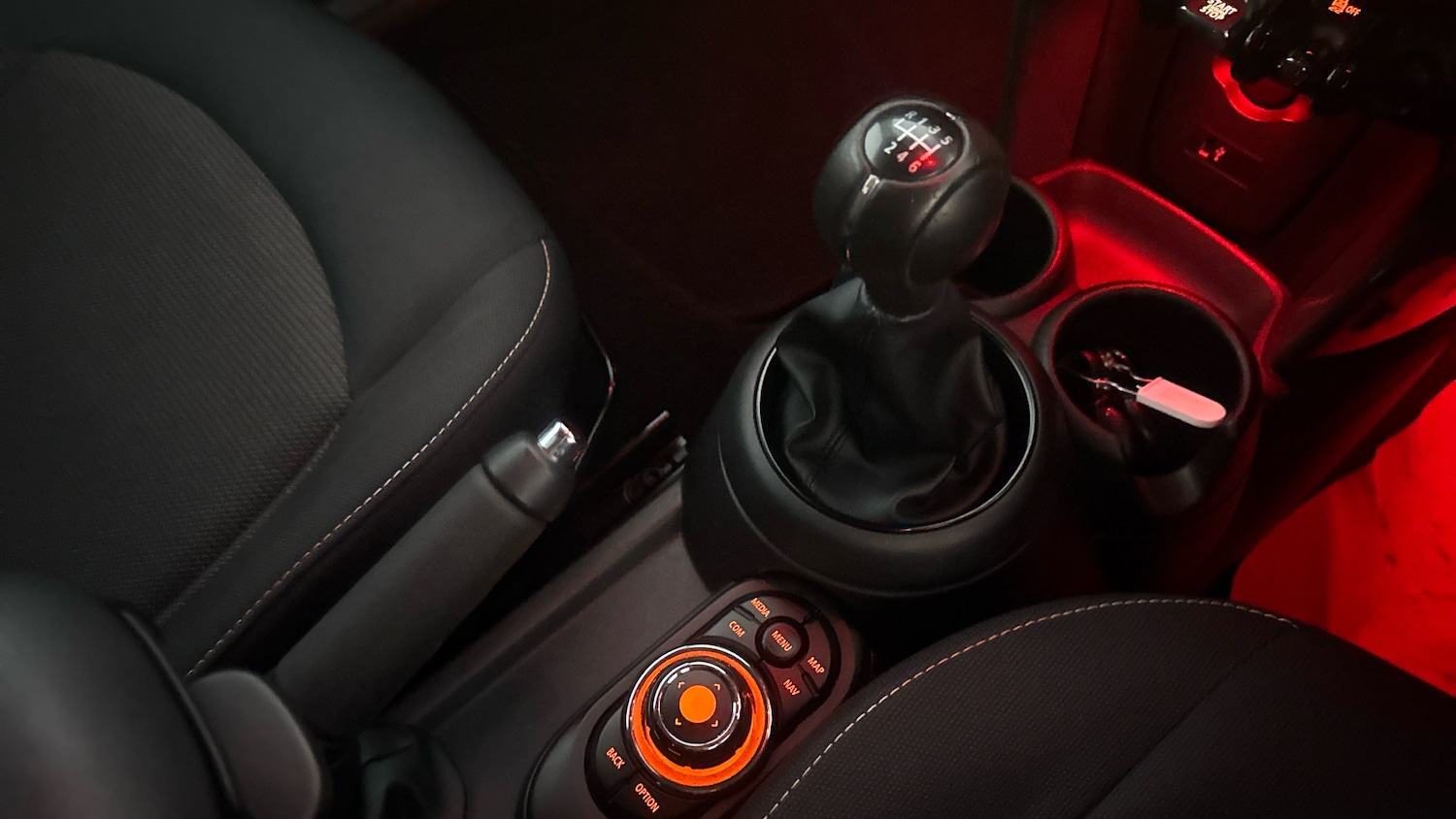 Used MINI Hatch 2019 for sale - 76734364: Photo 10