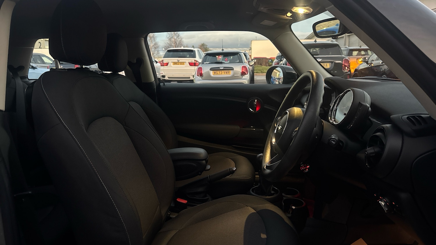 Used MINI Hatch 2019 for sale - 76734364: Photo 11