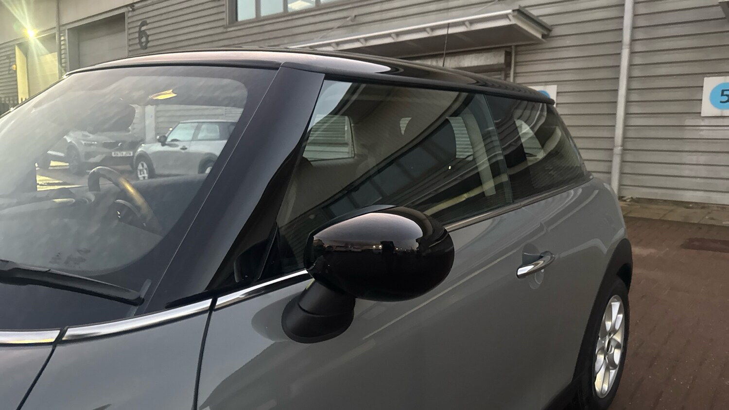 Used MINI Hatch 2019 for sale - 76734364: Photo 37