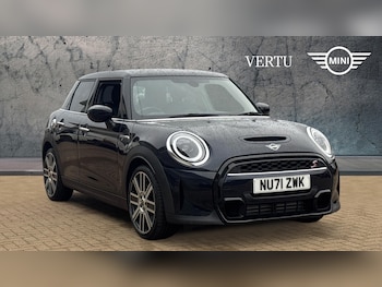 Used MINI Hatch 2021 for sale - 77418219: Photo