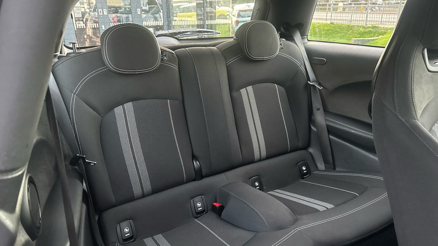 Used MINI Hatch 2019 for sale - 76734978: Photo 12