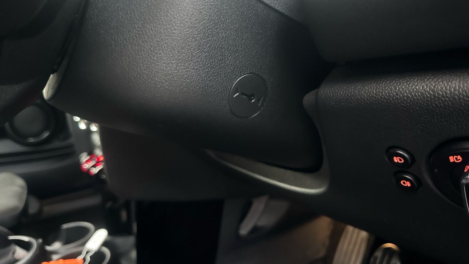 Used MINI Hatch 2019 for sale - 76734978: Photo 30