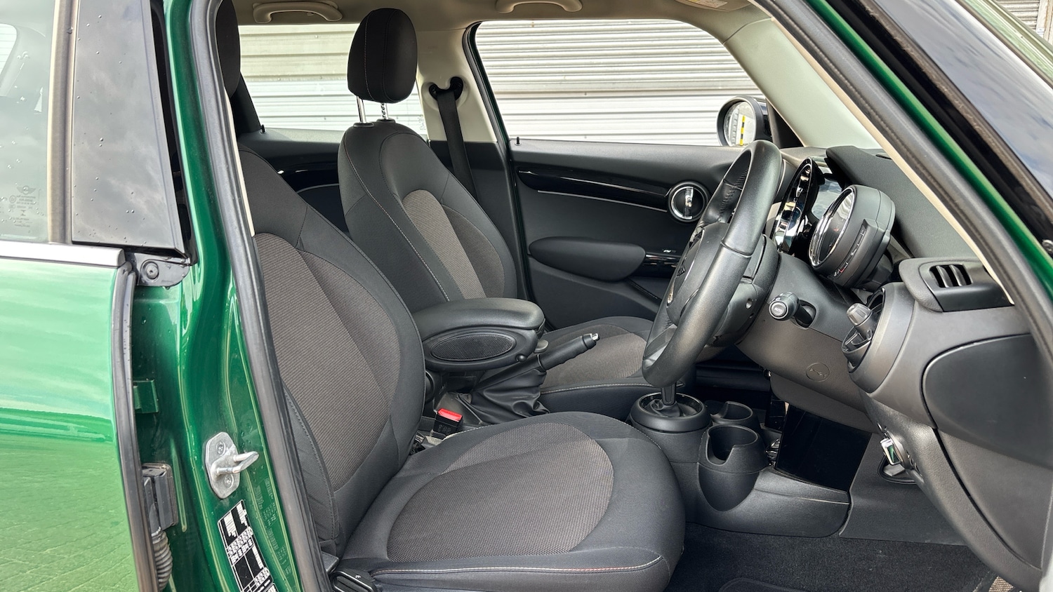 Used MINI Hatch 2022 for sale - 76157724: Photo 11