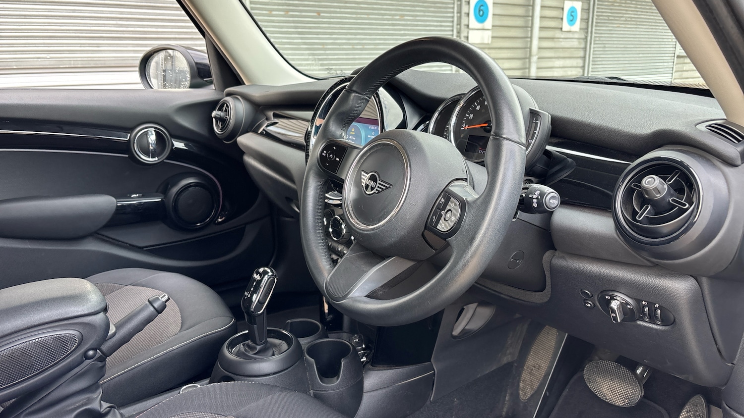Used MINI Hatch 2022 for sale - 76157724: Photo 6