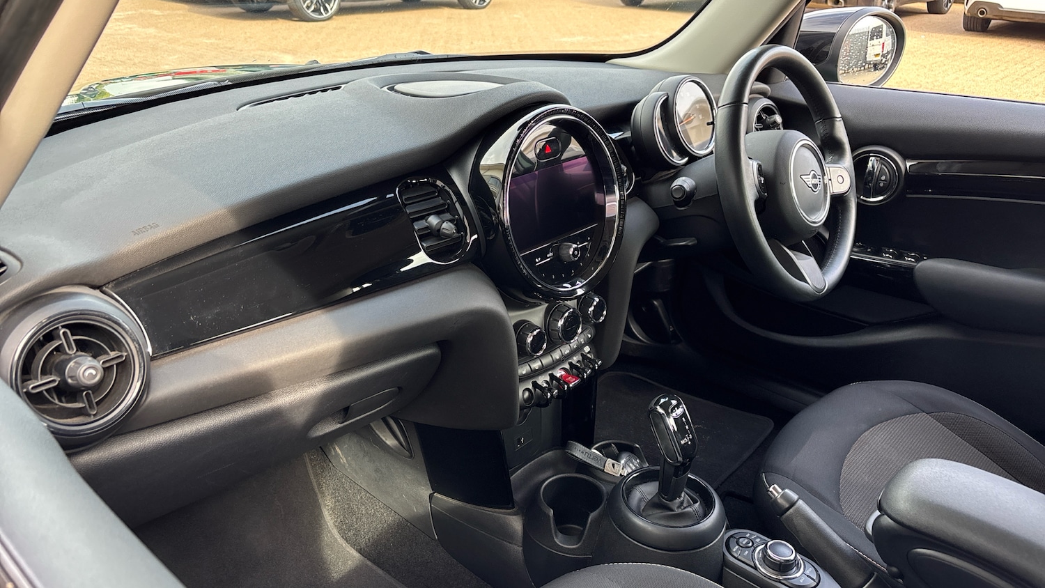 Used MINI Hatch 2022 for sale - 76157724: Photo 7
