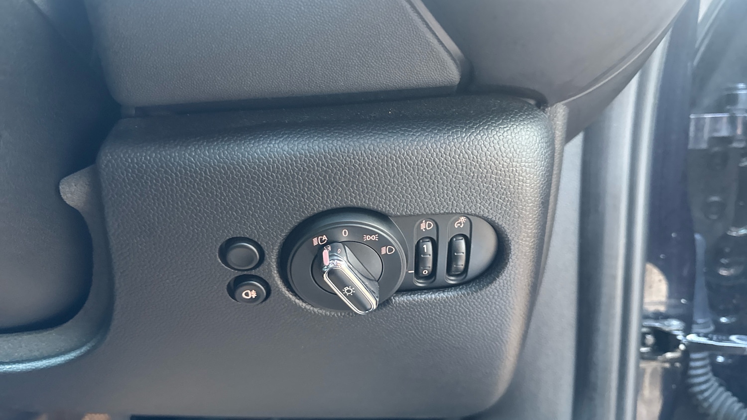 Used MINI Hatch 2024 for sale - 76877352: Photo 24