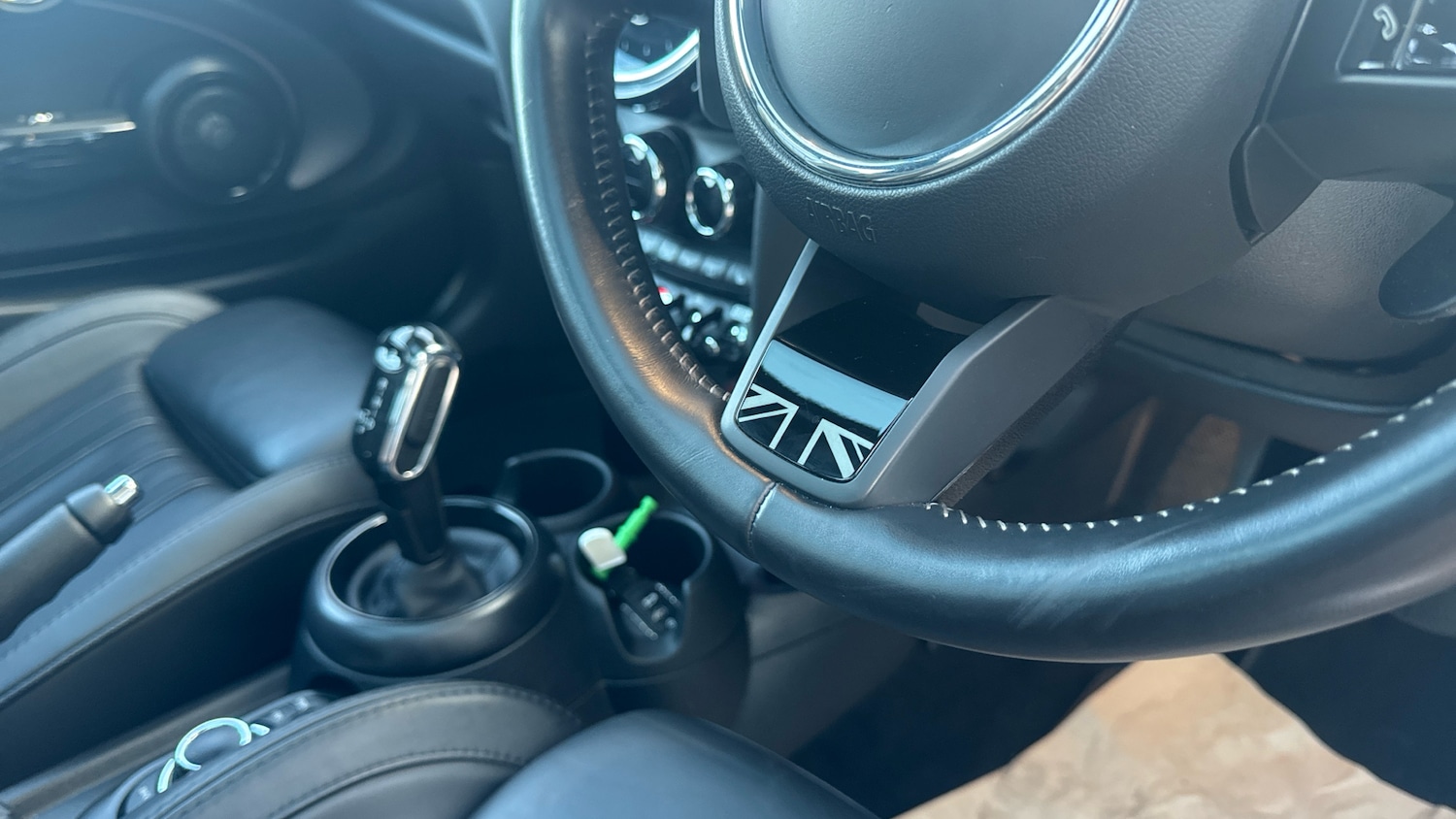 Used MINI Hatch 2024 for sale - 76877352: Photo 26