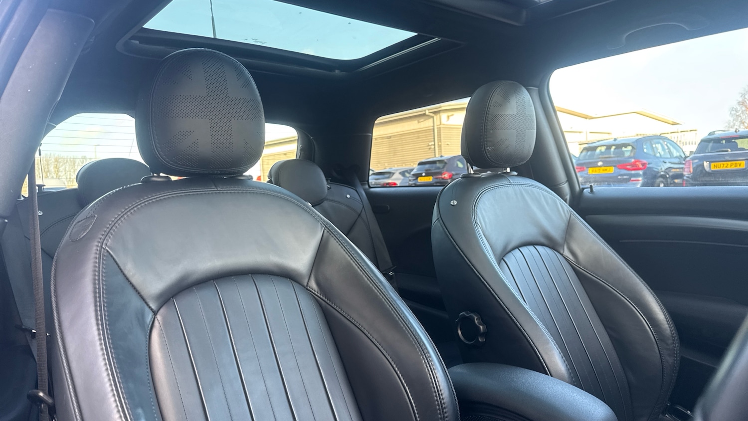 Used MINI Hatch 2024 for sale - 76877352: Photo 30