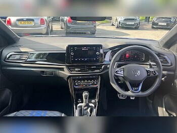 Used Volkswagen T-Roc 2022 for sale - 75700701: Photo