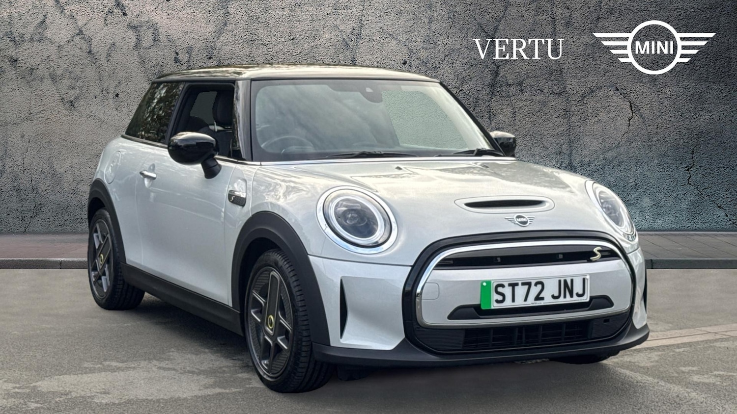 Used MINI Hatch 2022 for sale - 76330359: Photo 1