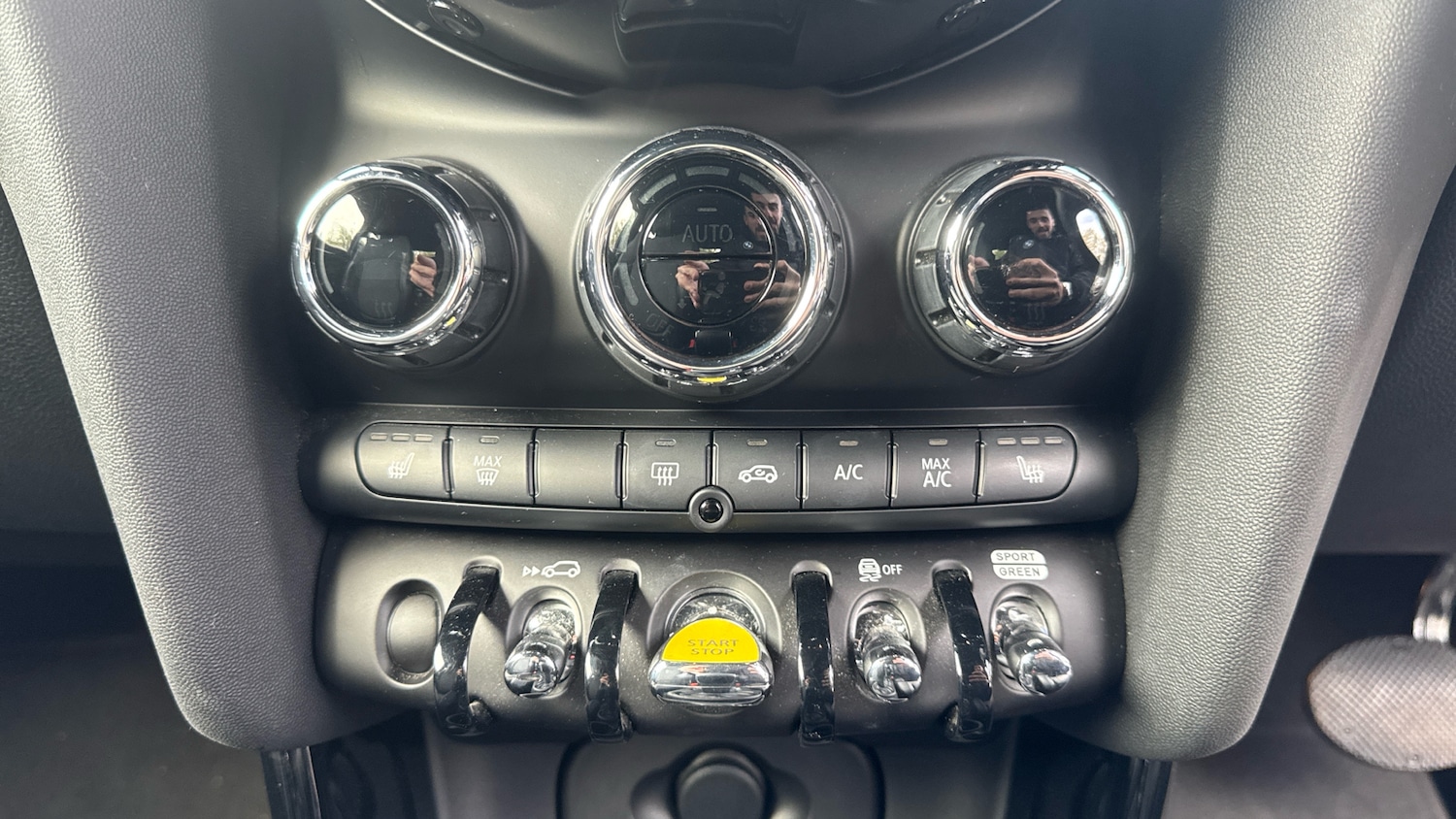 Used MINI Hatch 2022 for sale - 76330359: Photo 28