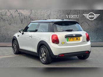 Used MINI Hatch 2022 for sale - 76330359: Photo