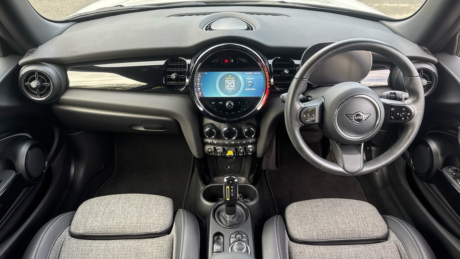 Used MINI Hatch 2022 for sale - 76330359: Photo 4