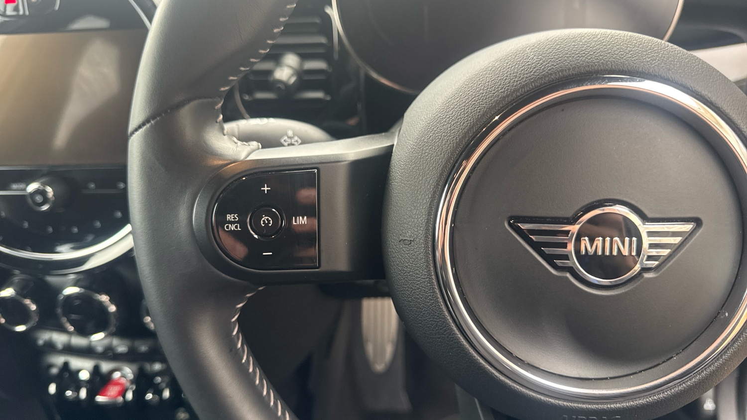 Used MINI Hatch 2020 for sale - 78081599: Photo 17