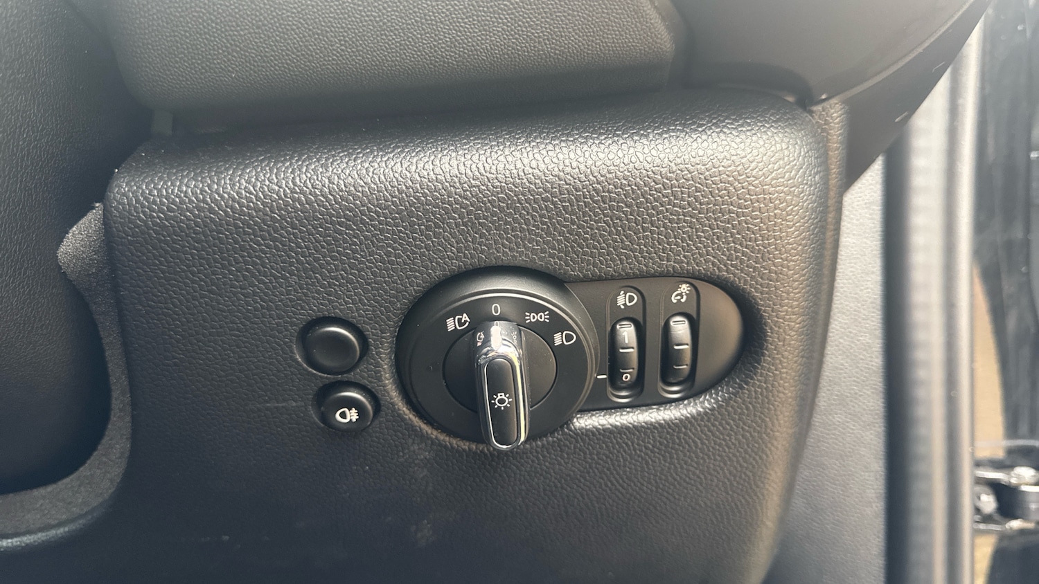 Used MINI Hatch 2020 for sale - 78081599: Photo 24