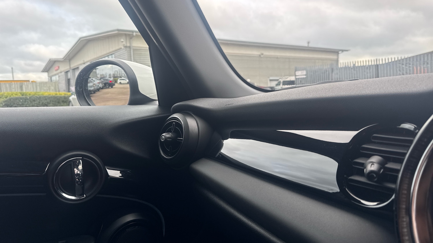 Used MINI Hatch 2020 for sale - 78081599: Photo 27