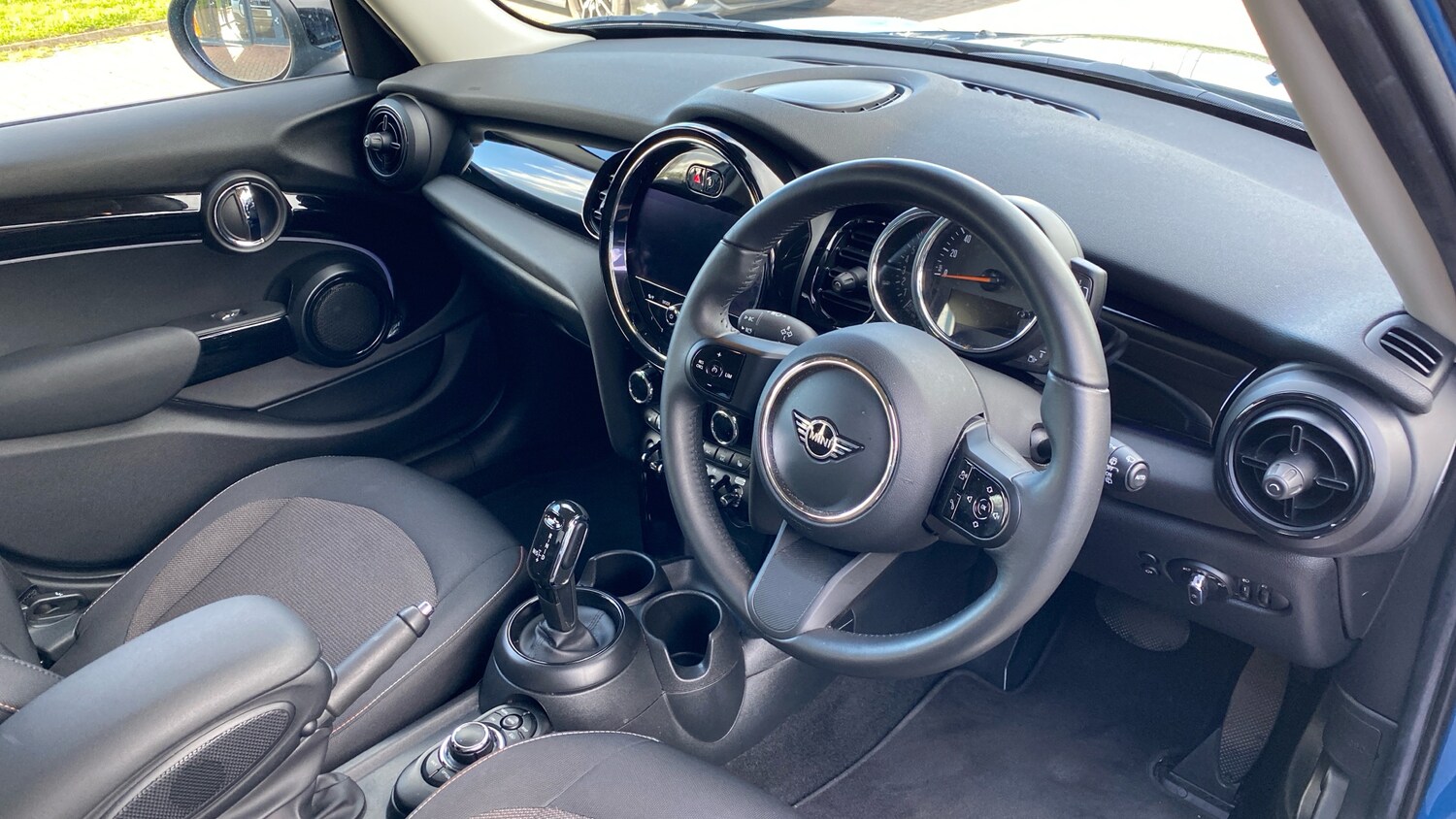 Used MINI Hatch 2022 for sale - 78025239: Photo 6