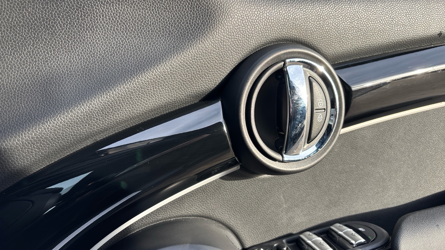 Used MINI Hatch 2023 for sale - 77490580: Photo 20