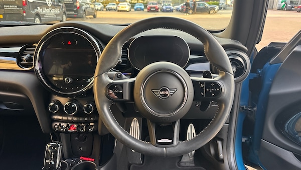 Used MINI Hatch 2022 for sale - 76255273: Photo 5