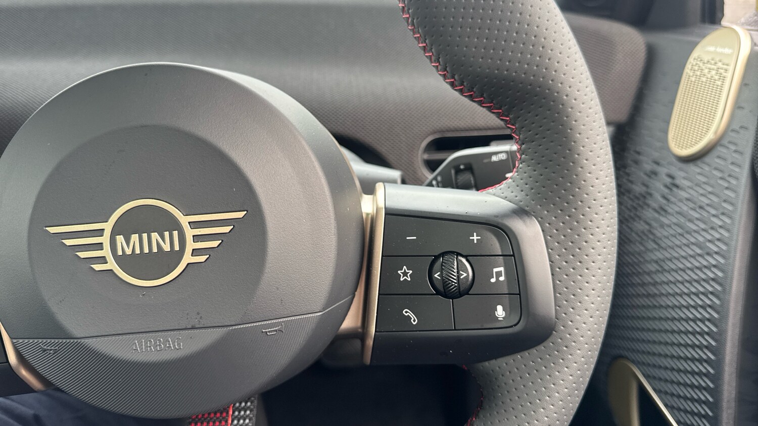 Used MINI Hatch 2025 for sale - 77760455: Photo 18