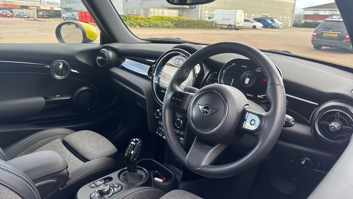 Used MINI Hatch 2022 for sale - 77898759: Photo 6