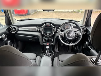 Used MINI Hatch 2019 for sale - 78654892: Photo