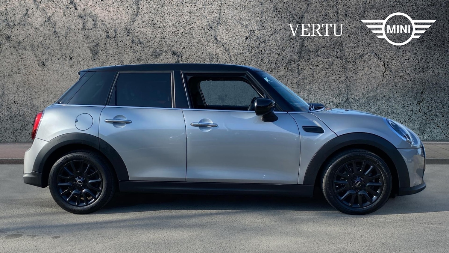 Used MINI Hatch 2023 for sale - 77758603: Photo 3