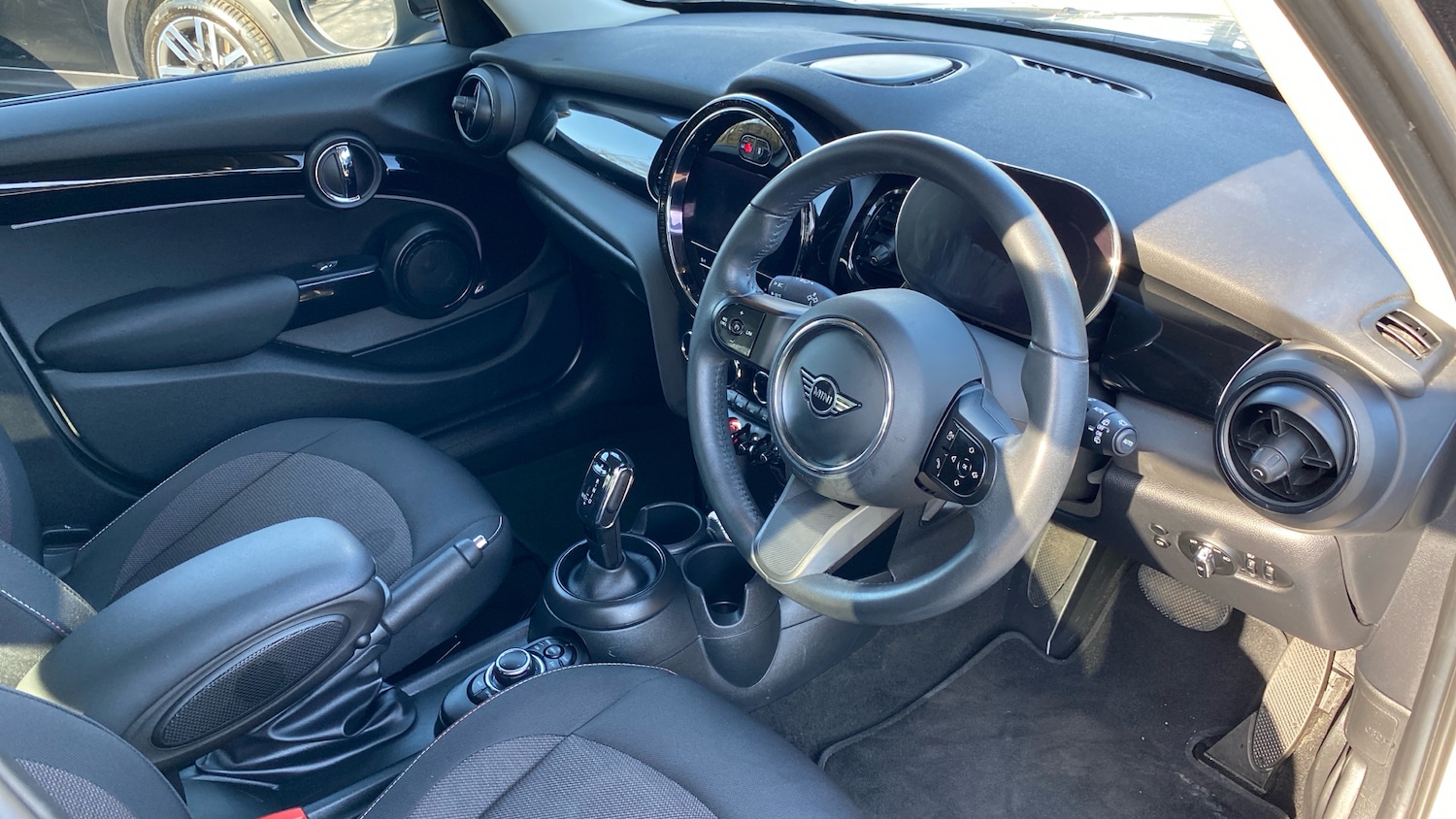 Used MINI Hatch 2023 for sale - 77758603: Photo 6