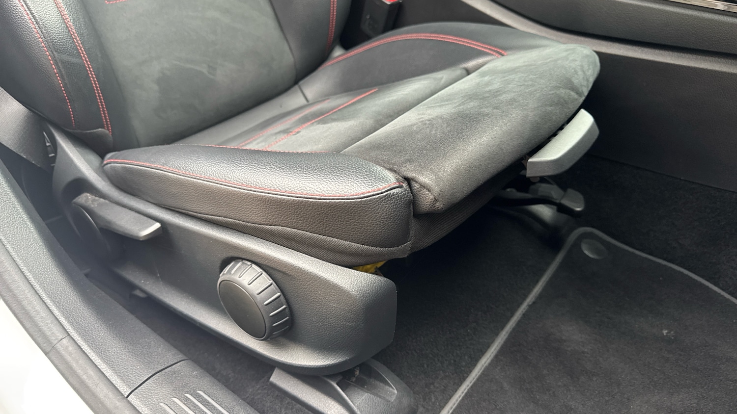 Used Mercedes-Benz A-Class 2019 for sale - 76896789: Photo 29