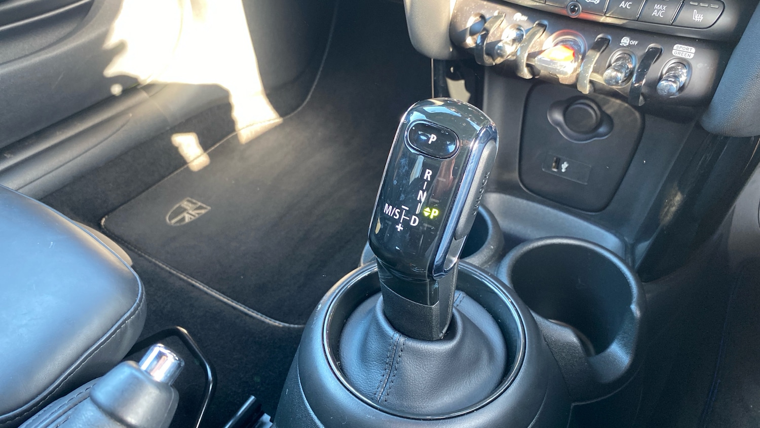 Used MINI Hatch 2022 for sale - 77758602: Photo 10