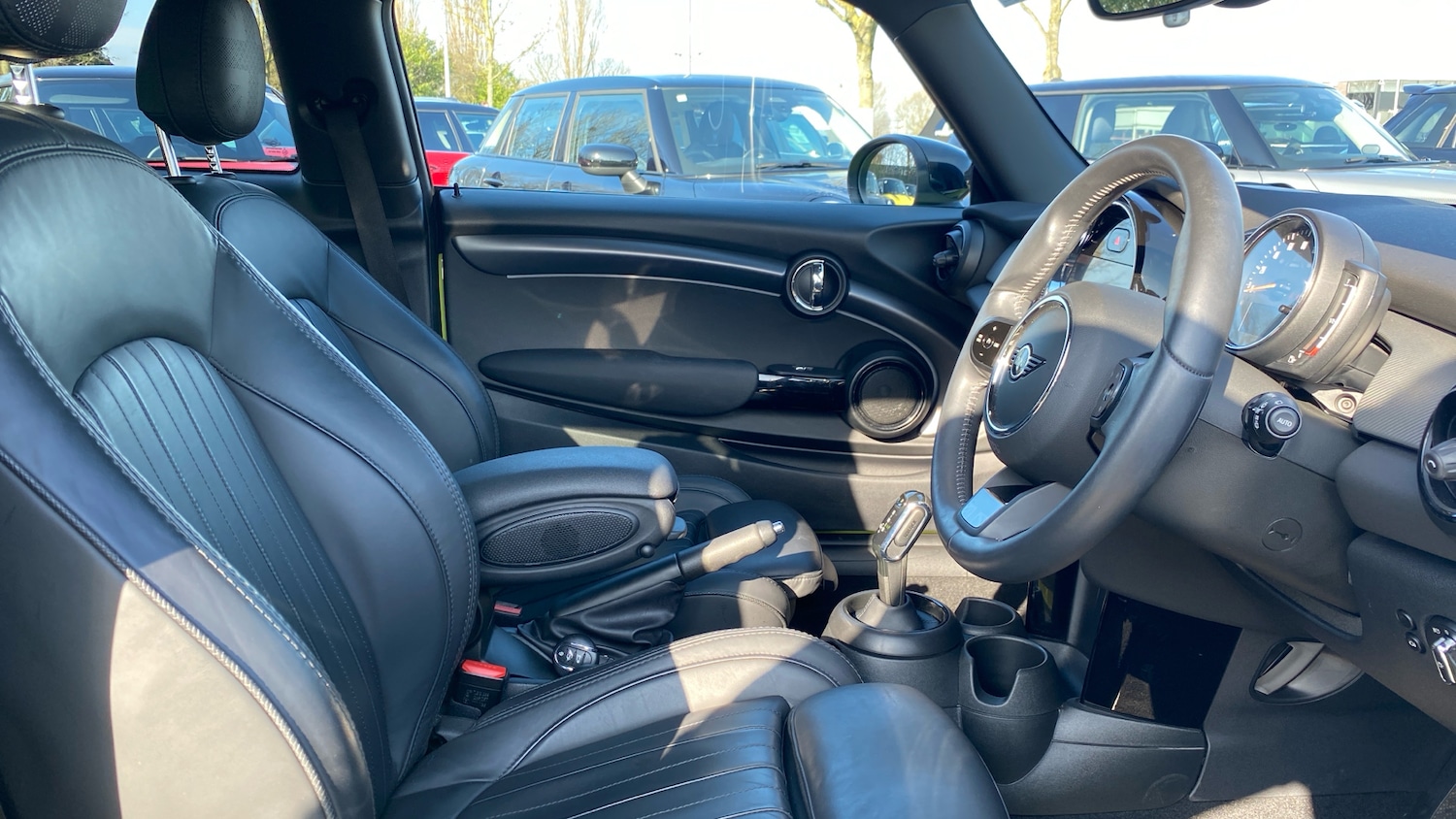 Used MINI Hatch 2022 for sale - 77758602: Photo 11