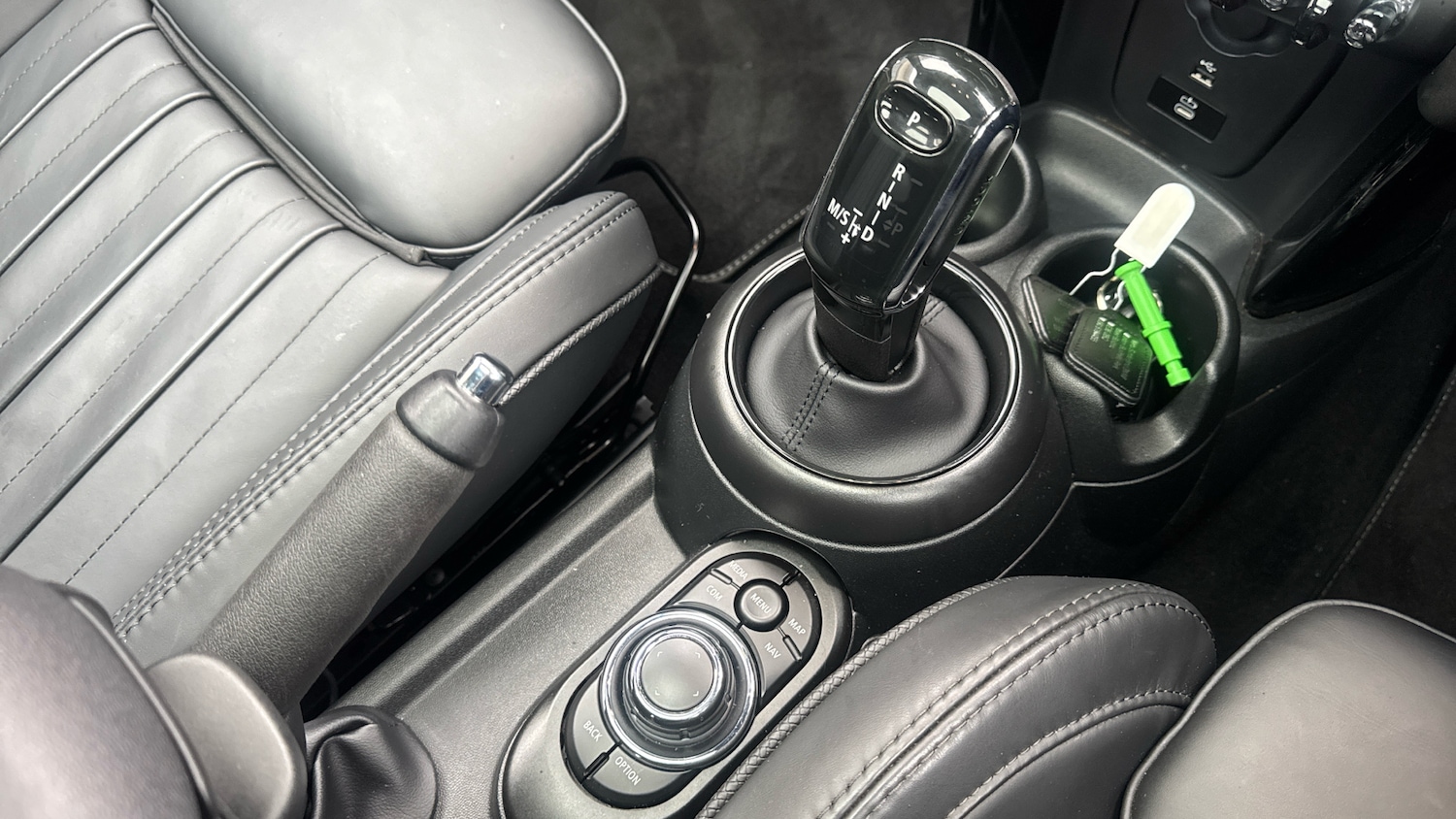 Used MINI Hatch 2024 for sale - 77528054: Photo 10