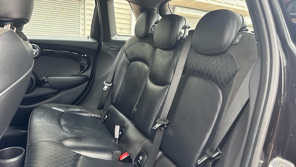 Used MINI Hatch 2019 for sale - 76322505: Photo 12
