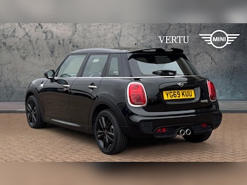 Used MINI Hatch 2019 for sale - 76322505: Photo 2